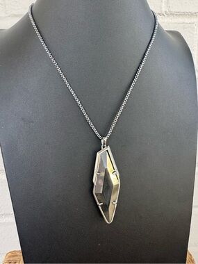 Kendra Scott Beatrice Gun Metal & Hematite Necklace